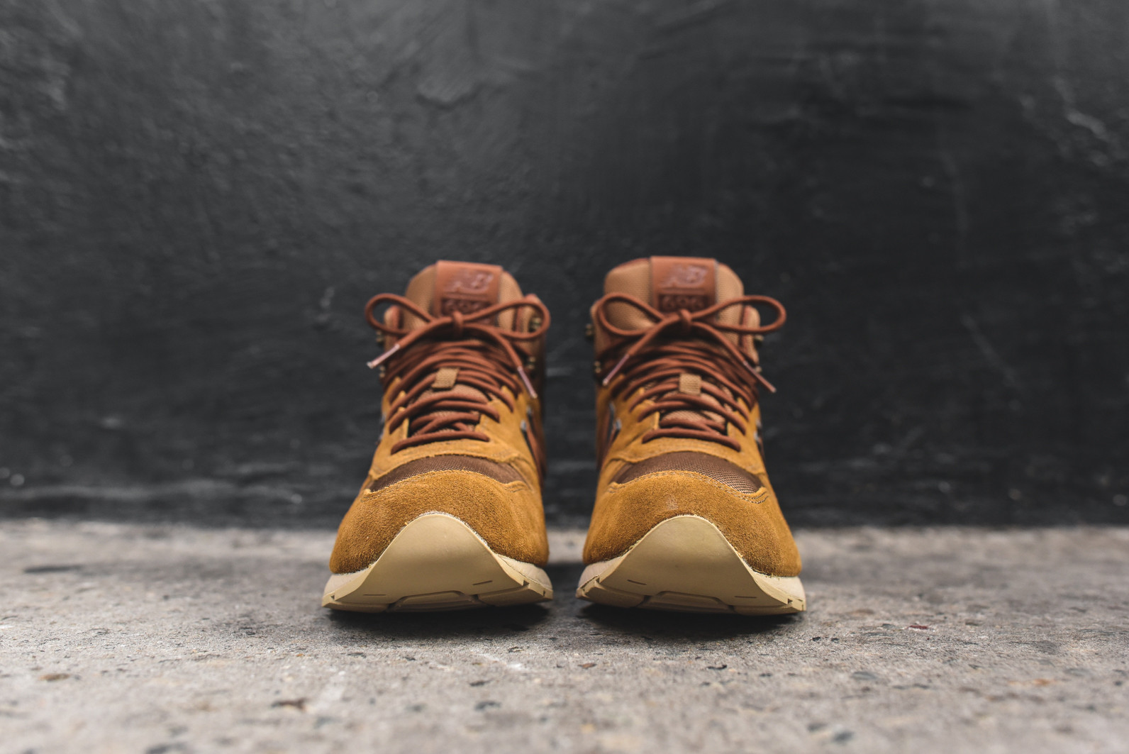 New Balance MRH696 Boots | The Coolector