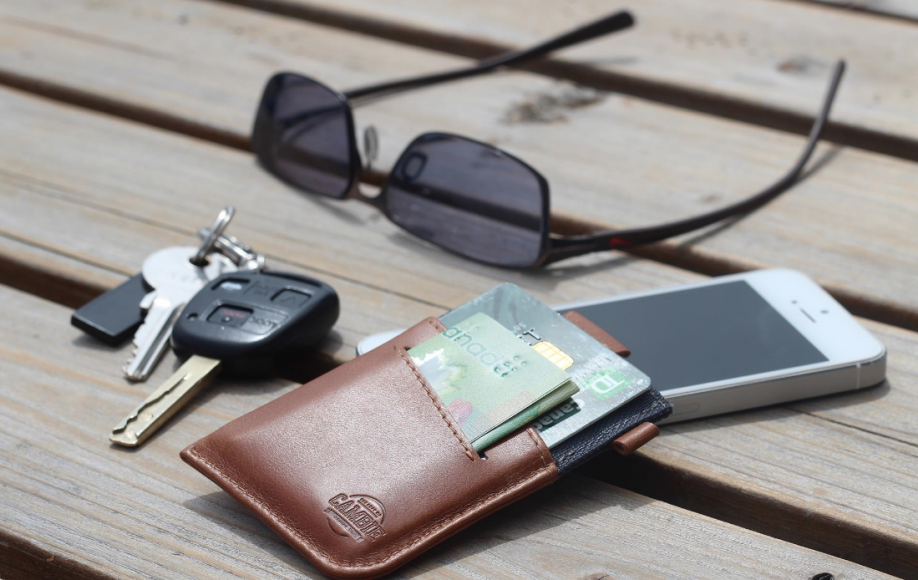 Top 5 Minimalist Wallets For Men | The Coolector