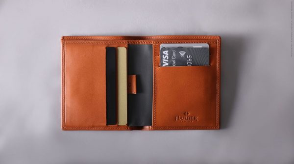 Harber Bifold Wallet with RFID Protection | The Coolector