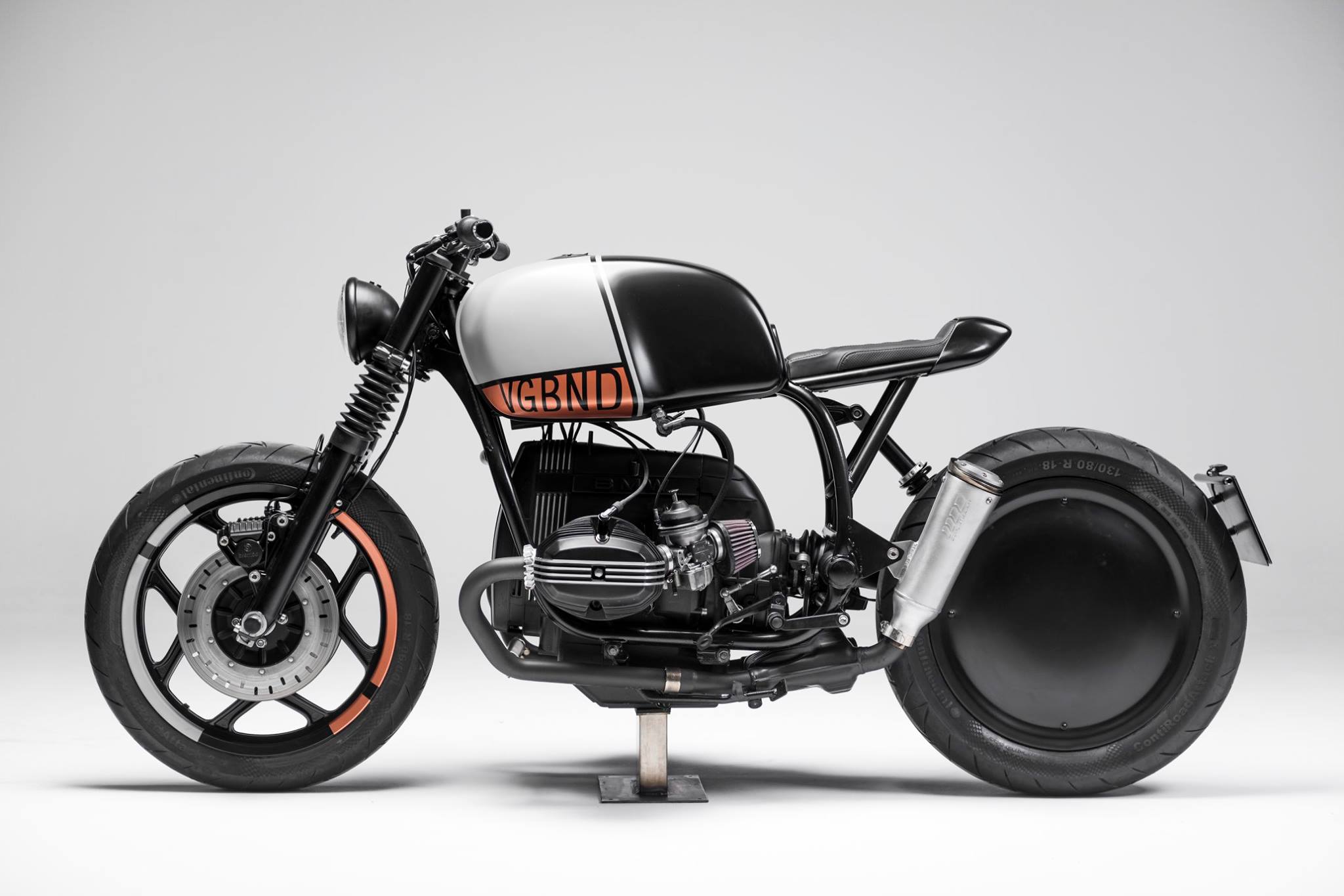 Vagabund Moto Custom R80 Motorbike | The Coolector