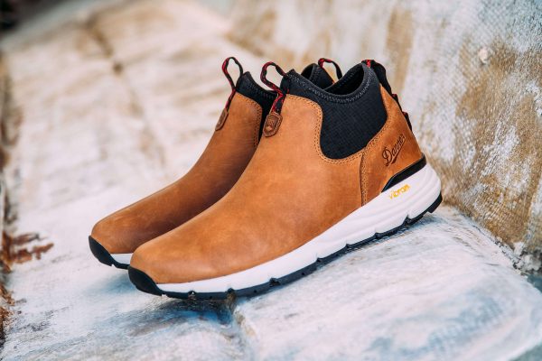 Danner Mountain 600 Chelsea Boots | The Coolector