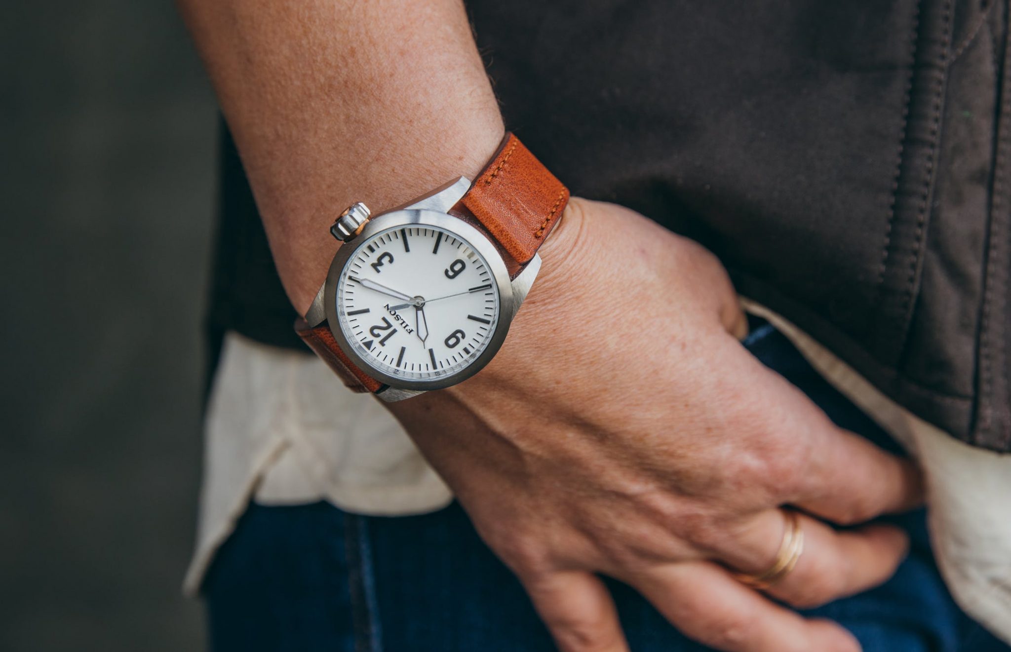 filson chronograph watch