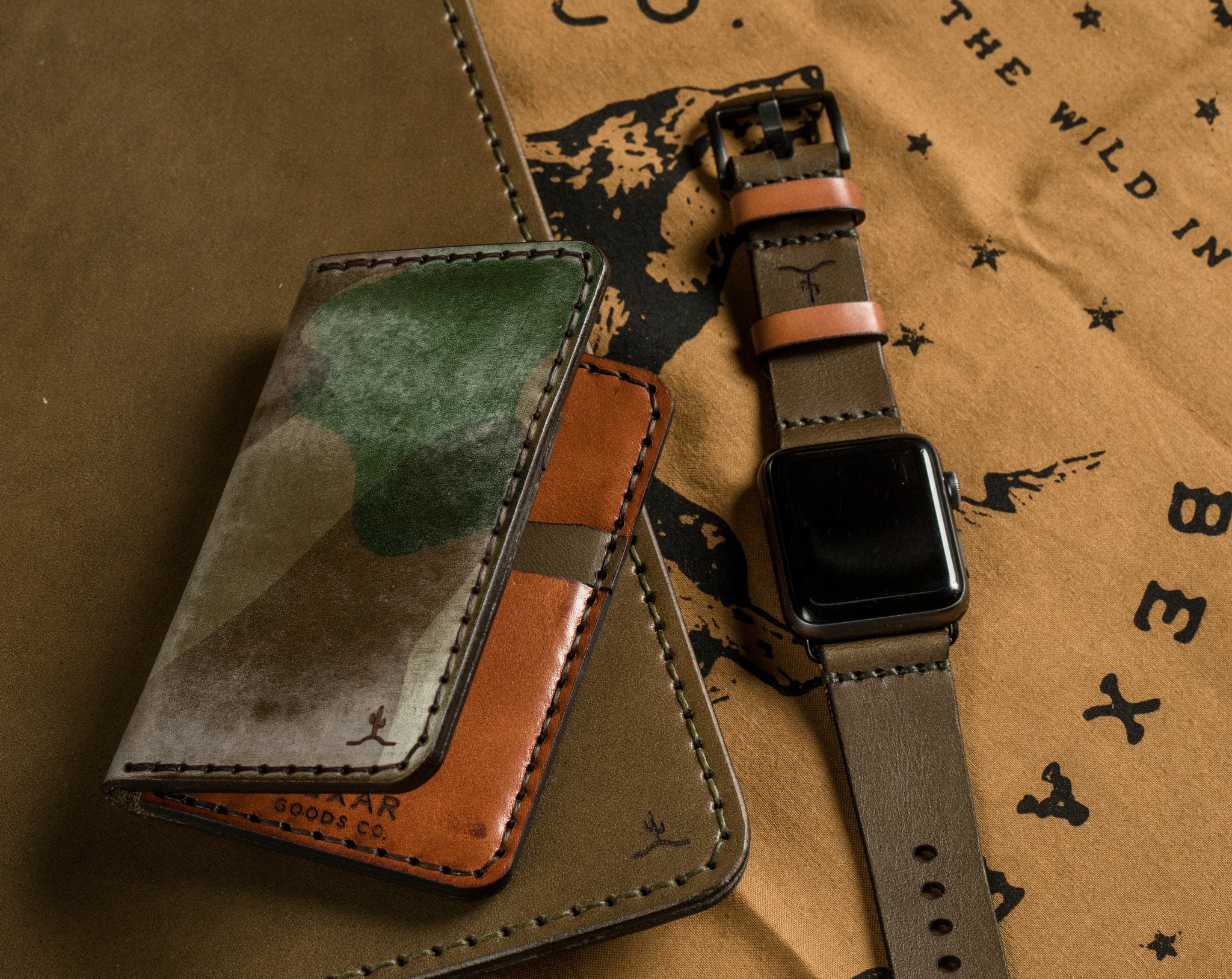 Camo Keychain Wallet/Cardholder with Bangle + Tassel — DazzleBar