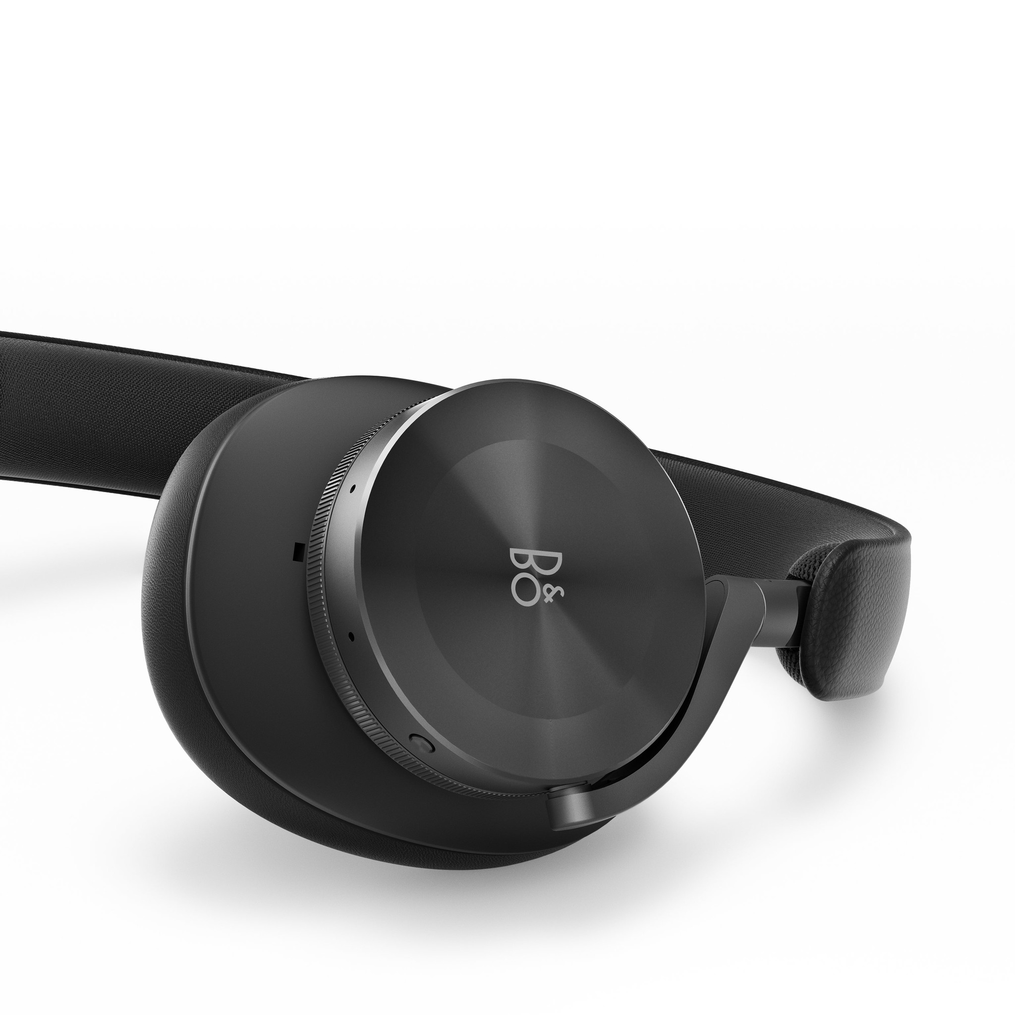 Bang & Olufsen Beoplay H95 Headphones | The Coolector