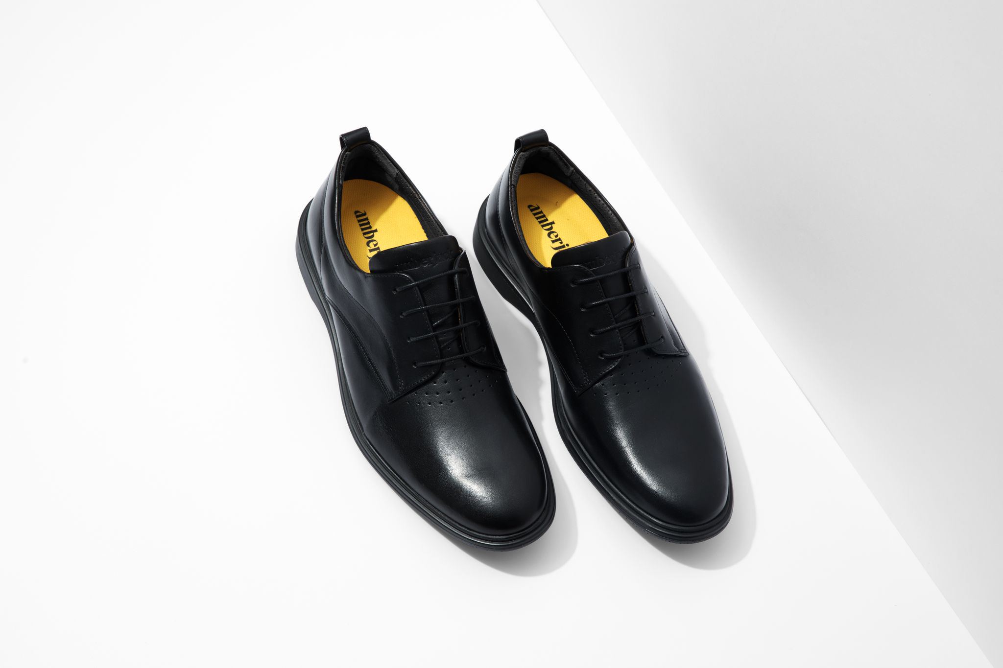 Amberjack Dress Shoes | The Coolector