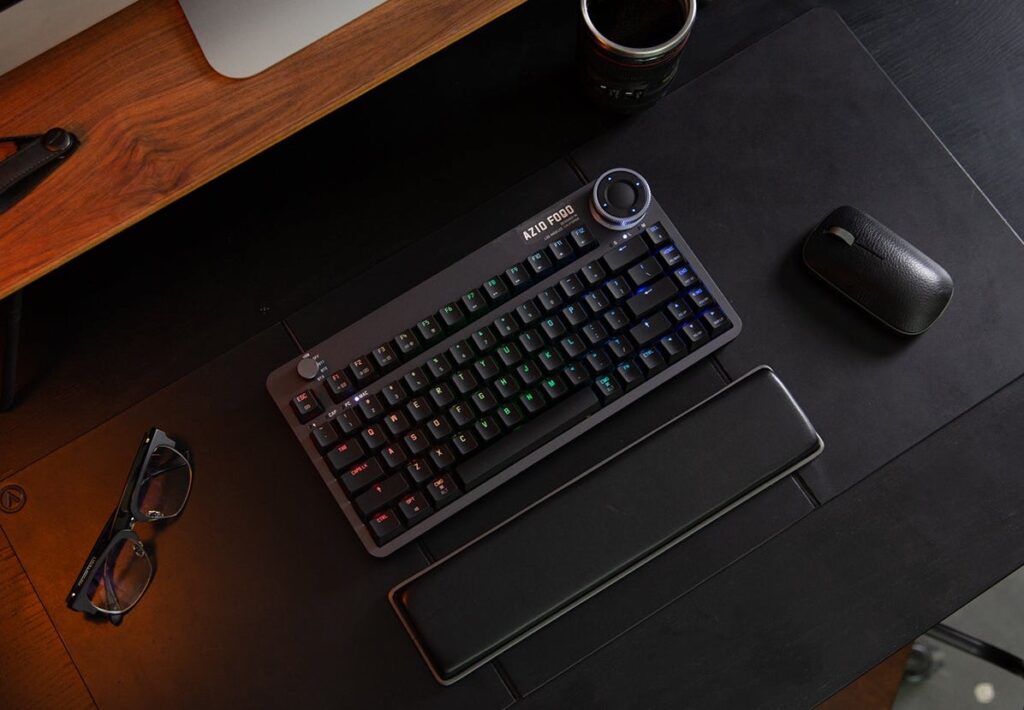 AZIO FOQO Wireless Keyboard | The Coolector