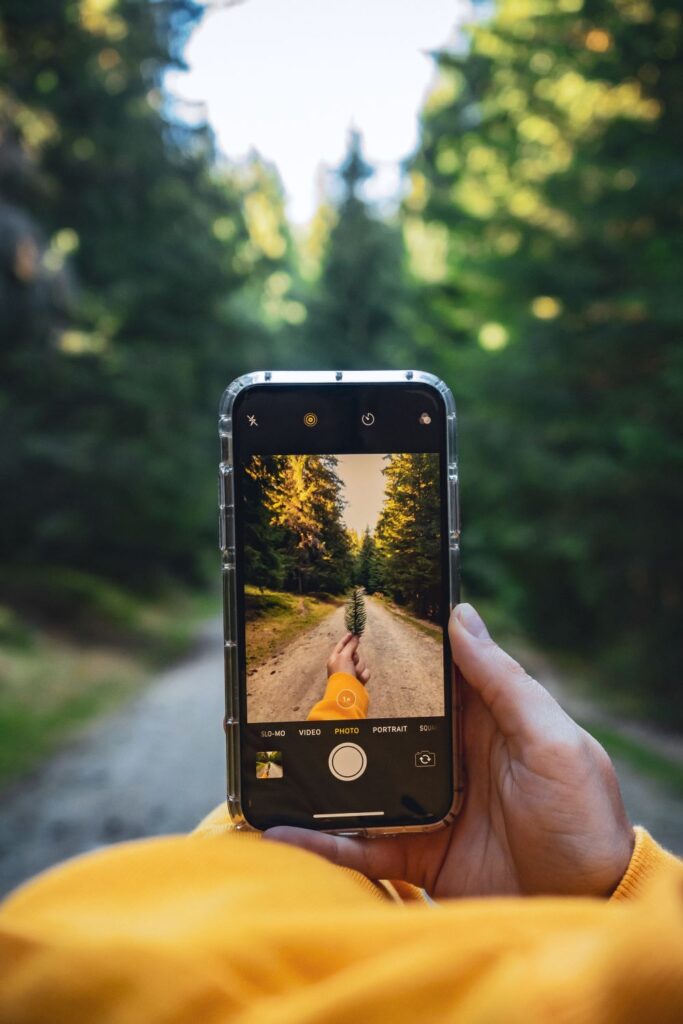 How to choose the best smartphone for travel photography | The Coolector